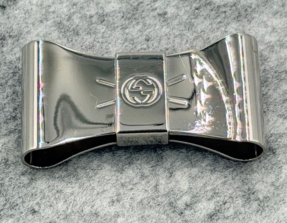 Vintage Gucci Signature Logo Silver Crome Metal Bow Pin Brooch 2.5"